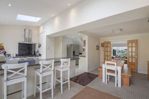 Photo 27- click for photo gallery